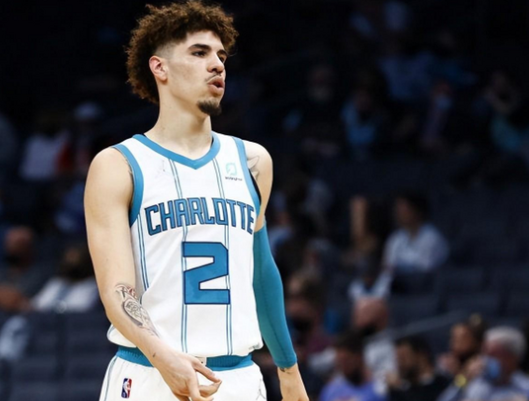 九游体育-赛前拜仁慕尼黑备战NBA常规赛，更衣室发声细节曝光，引发热议，医务组通报恢复的简单介绍